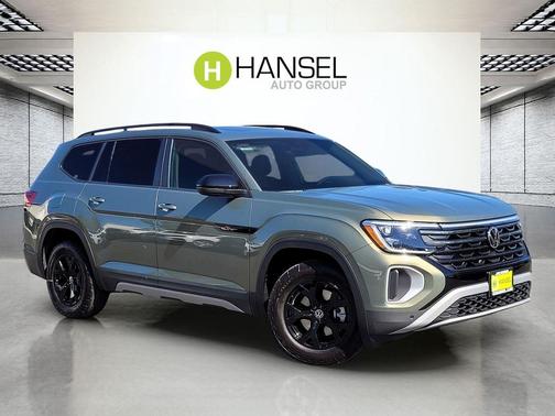 2025 Volkswagen Atlas 2.0T Peak Edition