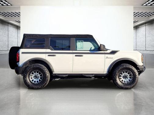 2021 Ford Bronco Black Diamond