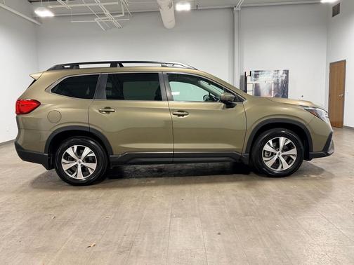 2024 Subaru Ascent Premium 8-Passenger