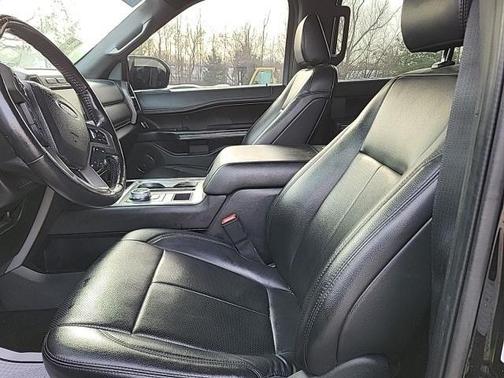 2021 Ford Expedition Max XLT