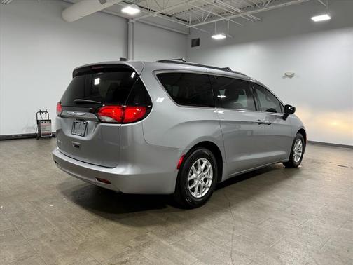 2021 Chrysler Voyager LXI