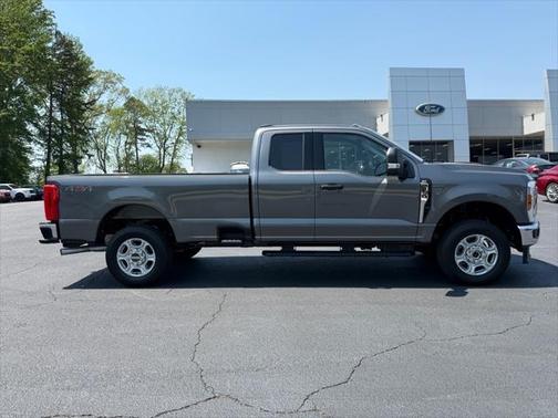 2025 Ford F-250 XLT