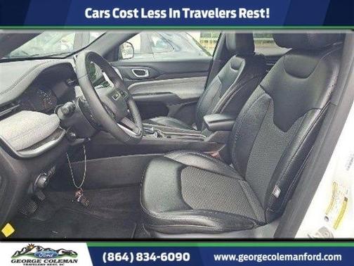 Bright White Clearcoat 2023 Jeep Compass Latitude