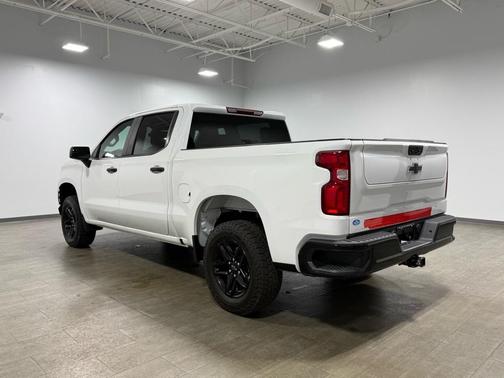 2022 Chevrolet Silverado 1500 Custom Trail Boss