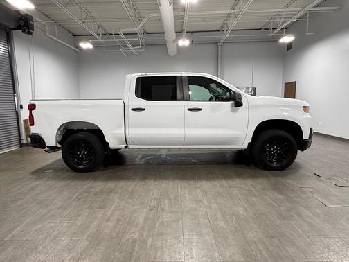 2022 Chevrolet Silverado 1500 Custom Trail Boss