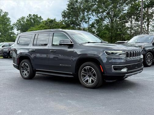 Baltic Gray Metallic Clearcoat 2022 Jeep Wagoneer Series III 4x4