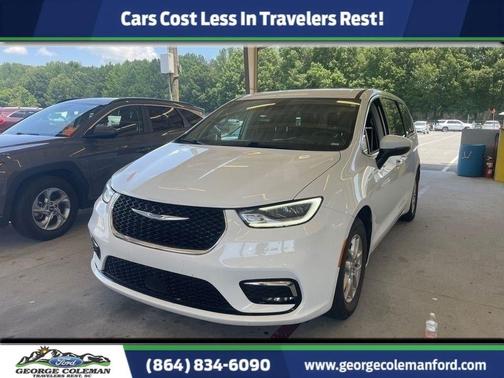 Bright White Clearcoat 2023 Chrysler Pacifica Touring L