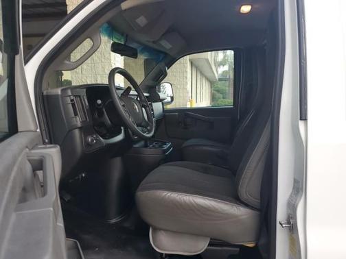 2023 Chevrolet Express 2500 RWD 2500 Regular Wheelbase WT