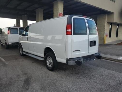 2023 Chevrolet Express 2500 RWD 2500 Regular Wheelbase WT