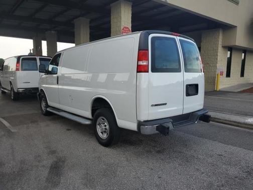 2023 Chevrolet Express 2500 RWD 2500 Regular Wheelbase WT