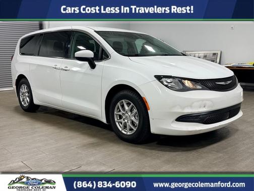 2023 Chrysler Voyager LX