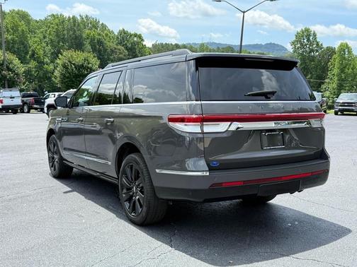 2024 Lincoln Navigator Black Label