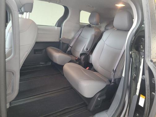 Midnight Black Metallic 2023 Toyota Sienna XLE