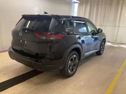 Super Black 2025 Nissan Rogue SV
