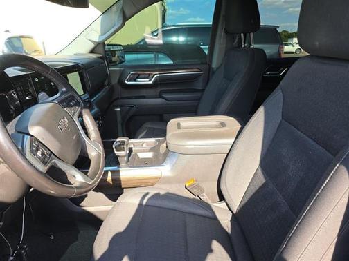 Black 2022 Chevrolet Silverado 1500 RST