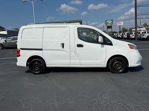 2017 Nissan NV200 SV