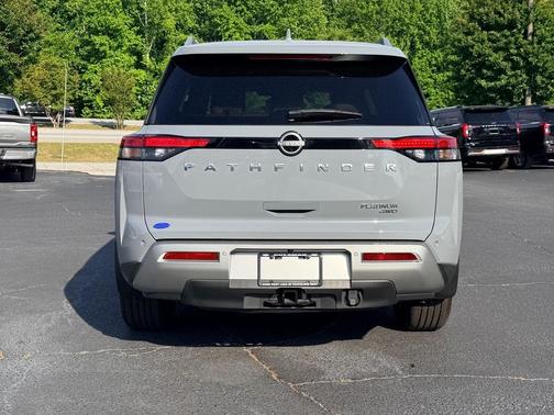 Boulder Gray Pearl 2022 Nissan Pathfinder Platinum 4WD