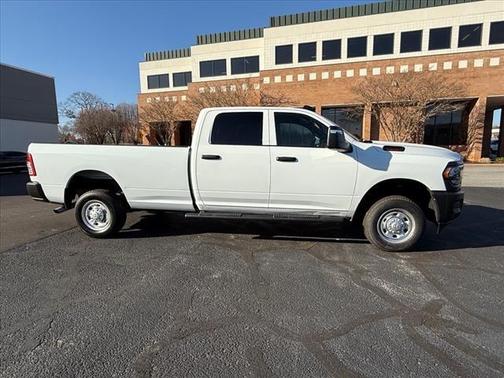 2024 RAM 2500 Tradesman Crew Cab 4x4 8' Box