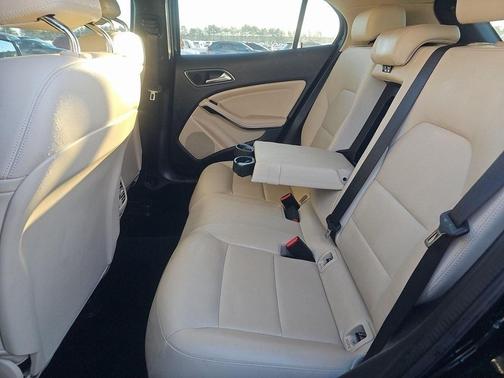 2019 Mercedes-Benz GLA 250 Base