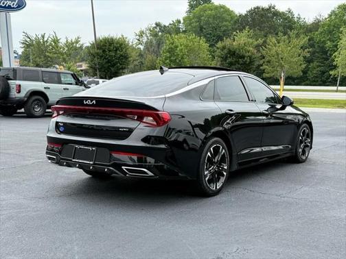 2022 Kia K5 GT-Line