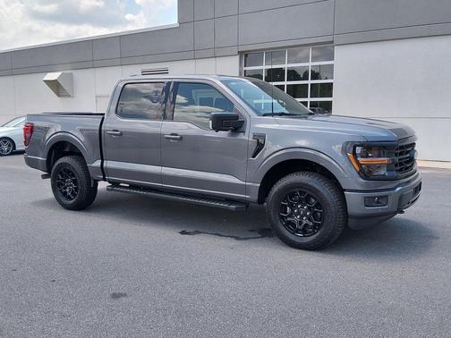 Carbonized Gray Metallic 2026 Ford F-150 XLT