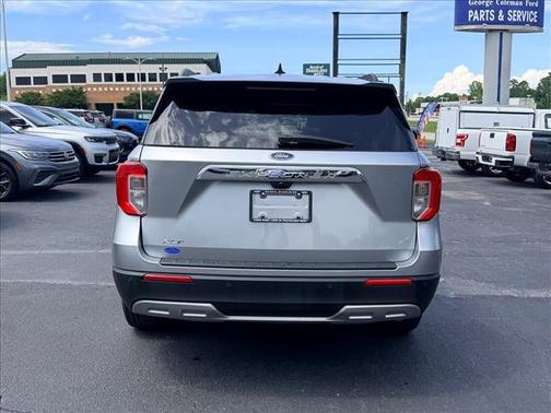 Silver Metallic 2023 Ford Explorer XLT