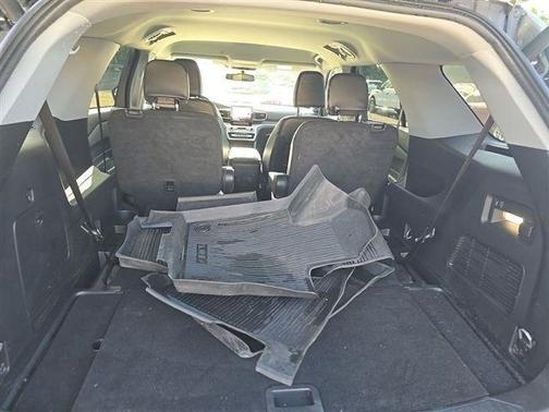 Silver Metallic 2023 Ford Explorer XLT