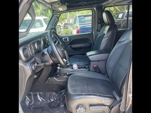 Granite Crystal Metallic Clearcoat 2020 Jeep Wrangler Unlimited Freedom 4x4
