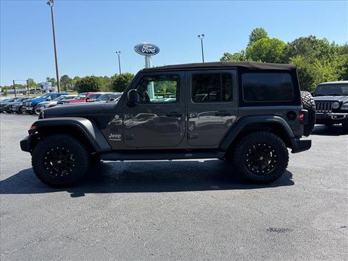 Granite Crystal Metallic Clearcoat 2020 Jeep Wrangler Unlimited Freedom 4x4