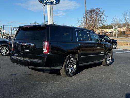 2017 GMC Yukon XL Denali