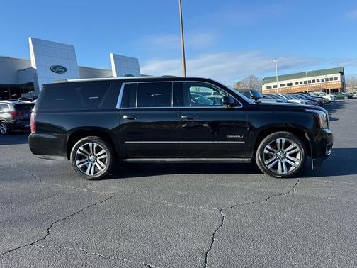 2017 GMC Yukon XL Denali