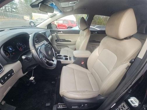 2020 Kia Sportage EX