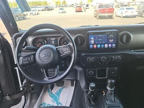 Granite Crystal Metallic Clearcoat 2021 Jeep Gladiator Sport