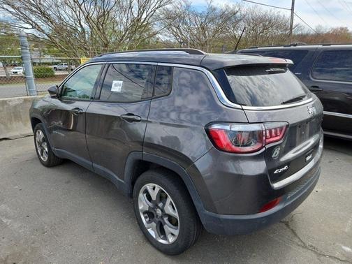 Granite Crystal Metallic Clearcoat 2021 Jeep Compass Limited