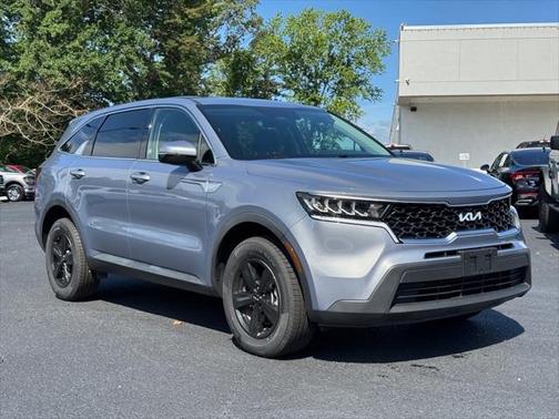 2022 Kia Sorento LX