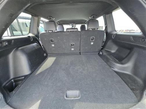 Bright White Clearcoat 2024 Jeep Grand Cherokee Altitude