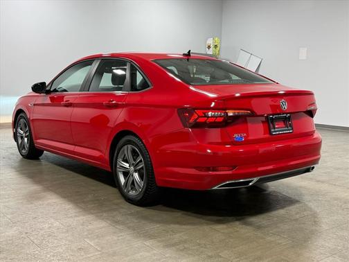 2020 Volkswagen Jetta 1.4T R-Line