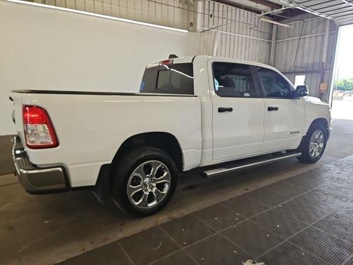 Bright White Clearcoat 2024 RAM 1500 Big Horn/Lone Star