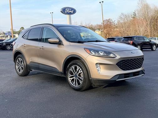 2021 Ford Escape SEL