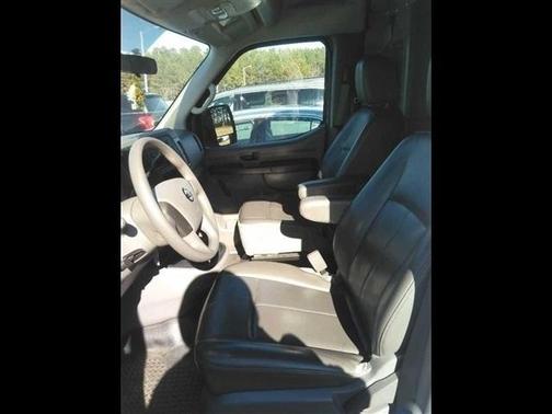 2013 Nissan NV Cargo NV1500 SL V8