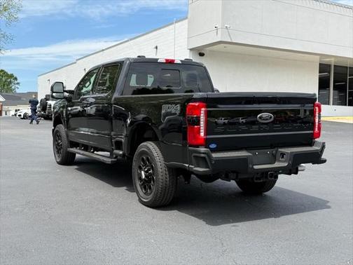 2025 Ford F-350 Lariat