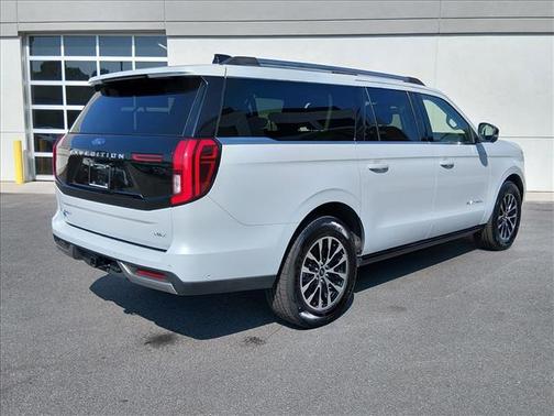Silver Metallic 2025 Ford Expedition Max Platinum