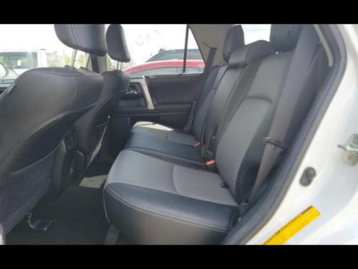 Ice Cap 2024 Toyota 4Runner SR5 Premium