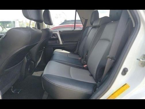Ice Cap 2024 Toyota 4Runner SR5 Premium