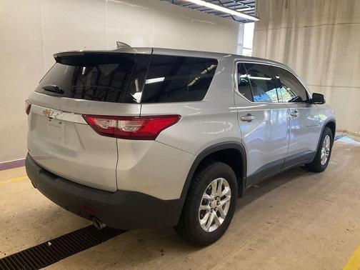 2021 Chevrolet Traverse LS