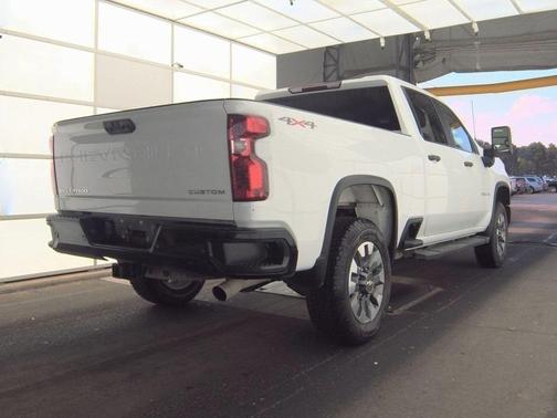 2024 Chevrolet Silverado 2500 Custom