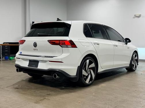 2025 Volkswagen Golf GTI 2.0T S DSG