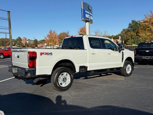 2026 Ford F-250 XLT
