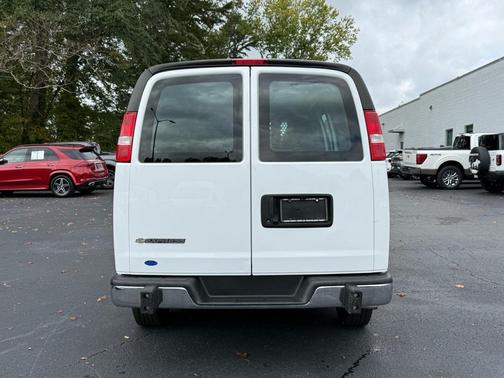 2023 Chevrolet Express 2500 RWD 2500 Regular Wheelbase WT