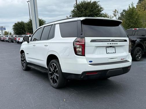 2023 Chevrolet Tahoe 4WD RST